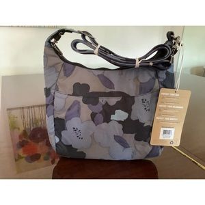 NWT Pacsafe Citysafe 100 S Anti-Theft Crossbody Bag Blue Orchid RFID-blocking